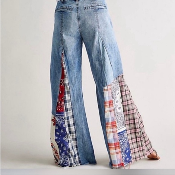 FREE PEOPLE WE THE FREE CORTEZ PIECED PATCHWORK MID RISE FLARE JEANS - Picture 2 of 5